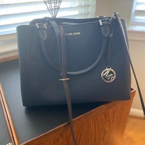 NWOT Michael Kors Handbag